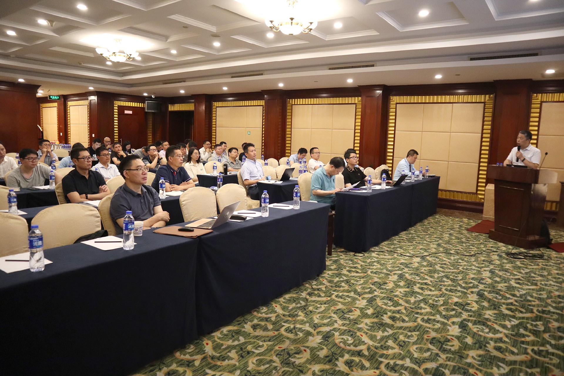 1657004400836980.jpg 1657004400836980.jpg