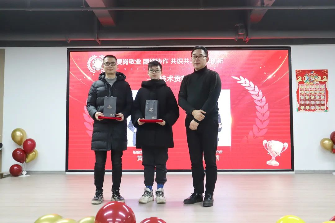 1657261120114752.jpg 1657261120114752.jpg